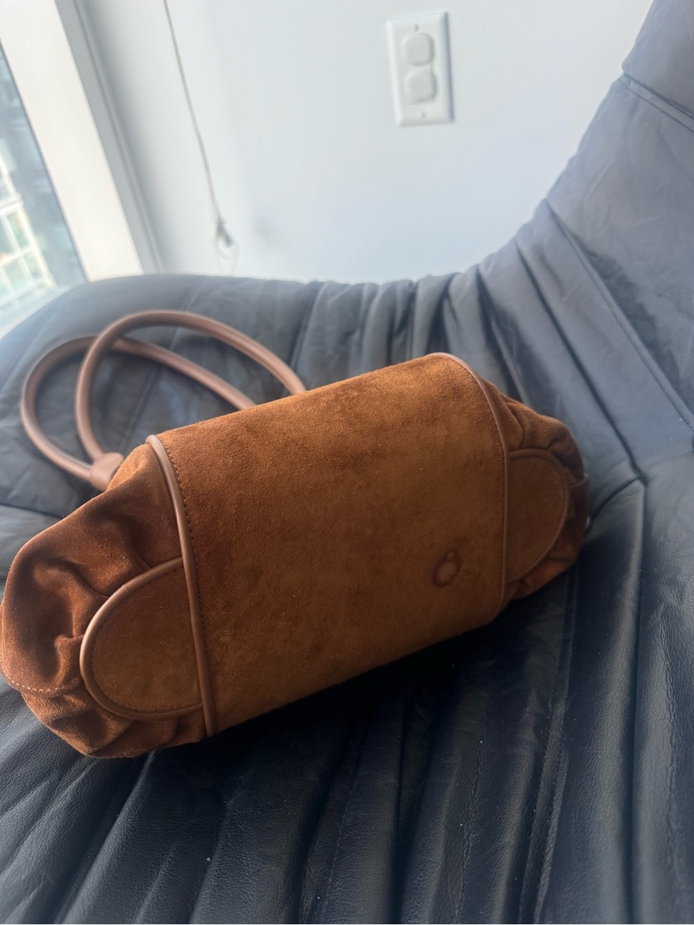 Marni Tulipea Brown Suede Drawstring Shoulder Bag - Picture 5 of 7
